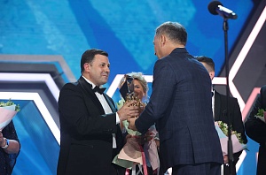 Врачи РНЦХ получили специальный приз Первого канала
